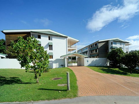 Whale Watch Resort Apartments - Accommodation NSW 3