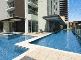 Oaks Festival Towers - Accommodation NSW