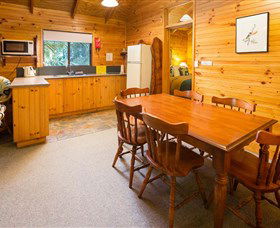 Mt Glorious Getaway Cottages And Conference Centre - Accommodation NSW 1