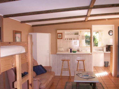 Amity Point Waterfront Cabins - Accommodation NSW 1