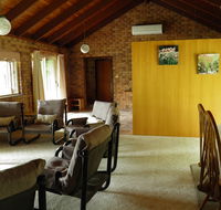 Coucals of Mount Crosby - Accommodation NSW