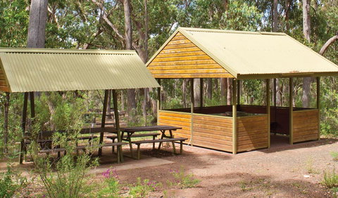 Bark Hut Picnic Area And Campground - Accommodation NSW 1