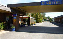 Nicholas Royal Motel - Hay - Accommodation NSW 0