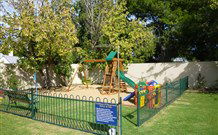 Nicholas Royal Motel - Hay - Accommodation NSW 2
