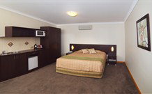 Willows Motel Goulburn - Goulburn - Accommodation NSW 2