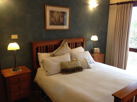 Studio Cottages Romantic Hideaway - Accommodation NSW 6