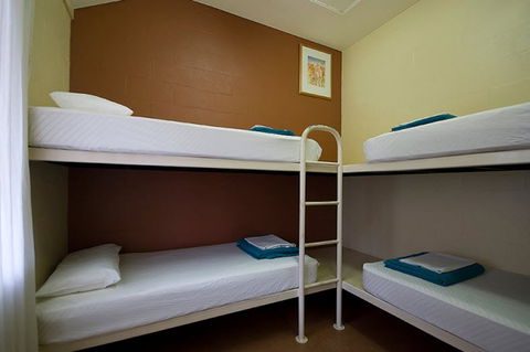Ayers Rock - Outback Pioneer Lodge - Accommodation NSW 9