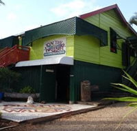 On the Wallaby Lodge - Accommodation NSW