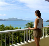 Hamilton Island Reef View Hotel - Accommodation NSW