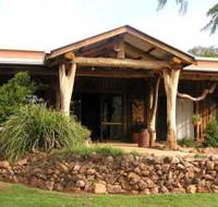 The Hollow Log Country Retreat - Accommodation NSW