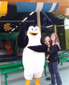 At Theme Park Central Holiday House - Accommodation NSW 0