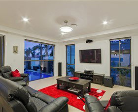 Pasadena Point At Vogue Holiday Homes - Accommodation NSW 3
