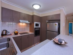 La Grande Apartments Broadbeach - Accommodation NSW 1