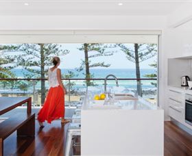 Bujerum Apartments On Burleigh - Accommodation NSW 1