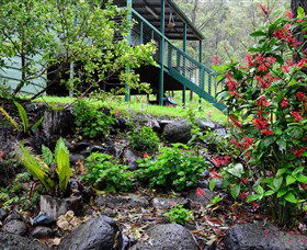 Cave Rock Cottages - Accommodation NSW 3
