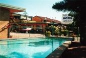 Lake Front Motel - Accommodation NSW 15