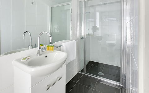 BEST WESTERN Tall Trees Canberra - Accommodation NSW 2