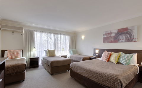 BEST WESTERN Tall Trees Canberra - Accommodation NSW 3