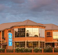 Best Western Plus Hovell Tree Inn - Accommodation NSW