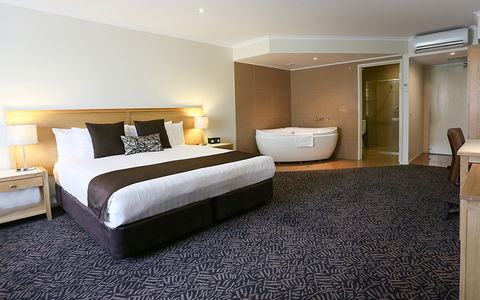 Best Western Plus Hovell Tree Inn - Accommodation NSW 11