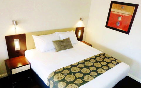 Best Western Plus Charles Sturt Suites And Apartments - Accommodation NSW 5