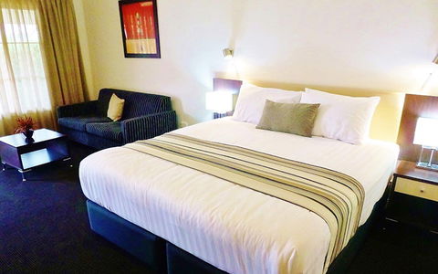 Best Western Plus Charles Sturt Suites And Apartments - Accommodation NSW 6