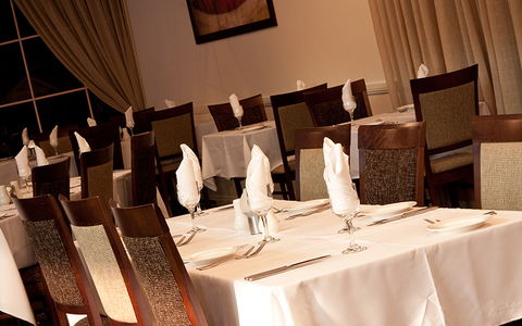 Best Western Plus Charles Sturt Suites And Apartments - Accommodation NSW 22