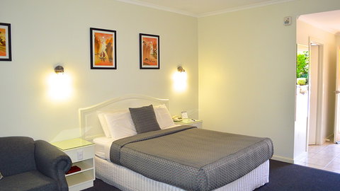 BEST WESTERN Cathedral Motor Inn - Accommodation NSW 1