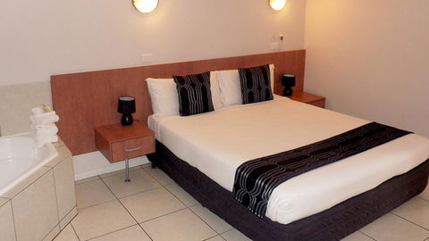 BEST WESTERN Chaffey International Motor Inn - Accommodation NSW 2