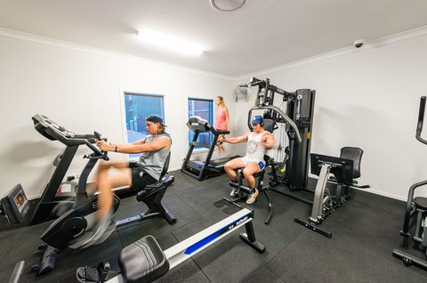 Athena Motel Apartments - Accommodation NSW 6