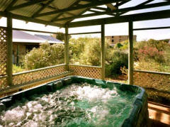 Rock Of Ages Cottage Bed And Breakfast - Accommodation NSW 4