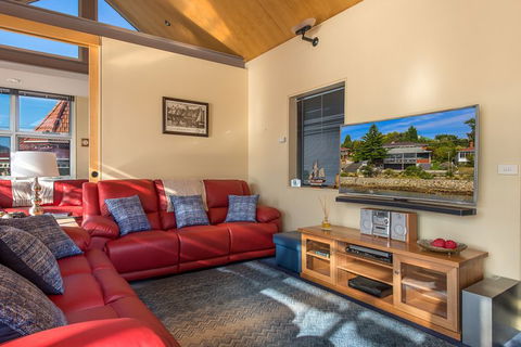 P & J Mieluk Pty Ltd - Accommodation NSW 10