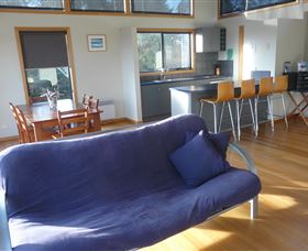 Beachcomber House - Accommodation NSW 2