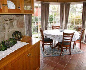 Crescentfield Cottage - Accommodation NSW 3