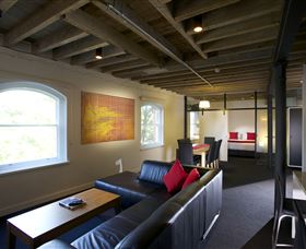 Sullivans Cove Apartments - Gibsons Mill - Accommodation NSW 1