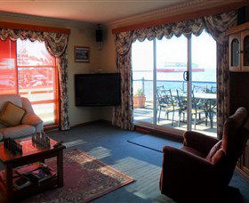 Alice Beside The Sea - Accommodation NSW 3