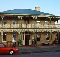 Richmond Arms Hotel - The - Accommodation NSW