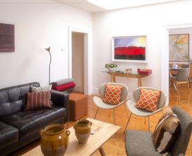 TWOFOURTWO Boutique Apartments - Accommodation NSW 1
