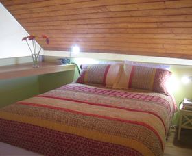 River Flow Yoga & Accommodation - Accommodation NSW 5