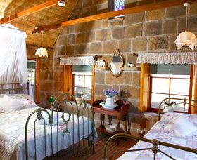 Oatlands Manor - Accommodation NSW 1