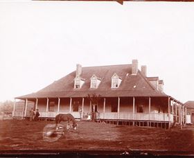 Jetty House - The - Accommodation NSW 3