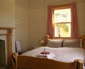 Jetty House - The - Accommodation NSW 2