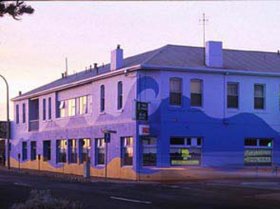 Beach Hotel - Accommodation NSW 0