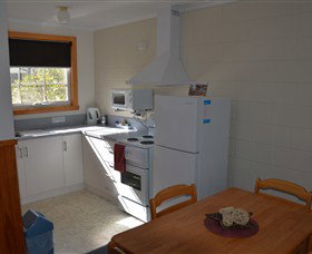Castaway Holiday Apartments - Accommodation NSW 5