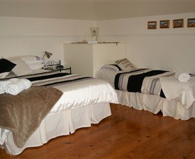 Stamps Of Stanley - Accommodation NSW 2