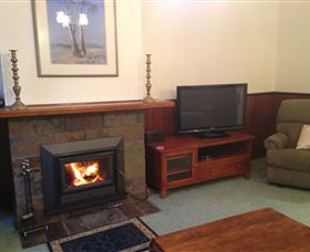 Acacia Bed And Breakfast - Accommodation NSW 2