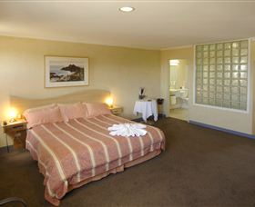 Lighthouse Hotel - Accommodation NSW 0