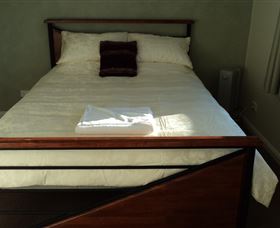 Brady's View Bed And Breakfast Holiday Apartment - Accommodation NSW 1