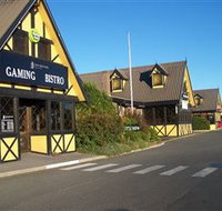 Olde Tudor Hotel - Accommodation NSW