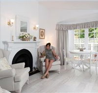 White Dove Cottage Bed and Breakfast - Accommodation NSW